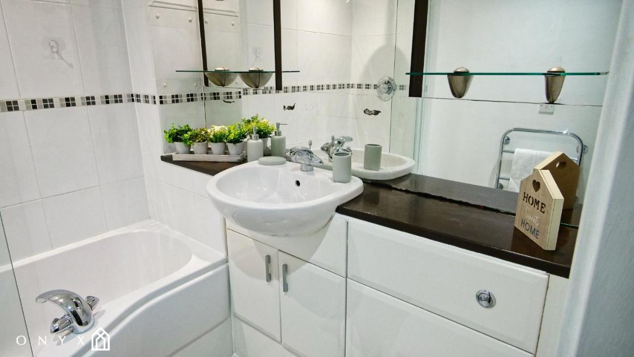 Onyx Bullring Stunning Large Spacious City Centre Apartment Birmingam Exterior foto